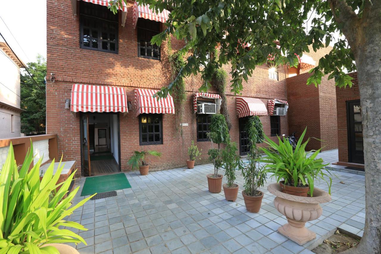 בהאראטפור Hotel Sunbird מראה חיצוני תמונה